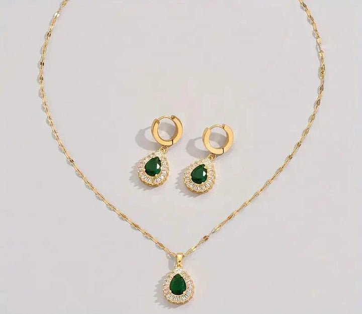 Emerald Majesty Jewelry Set
