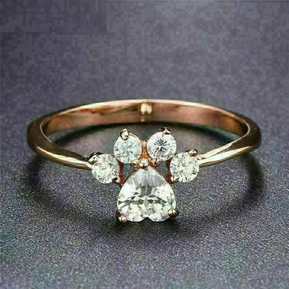 Vintage Paw-Shaped Zirconia Ring
