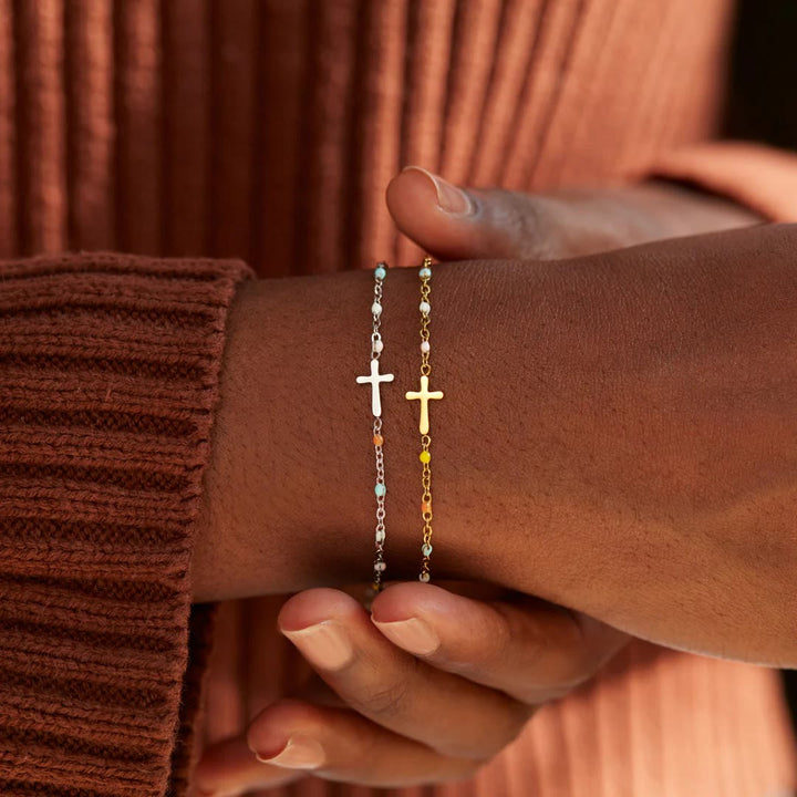 Elegant Minimalist Cross Bracelet