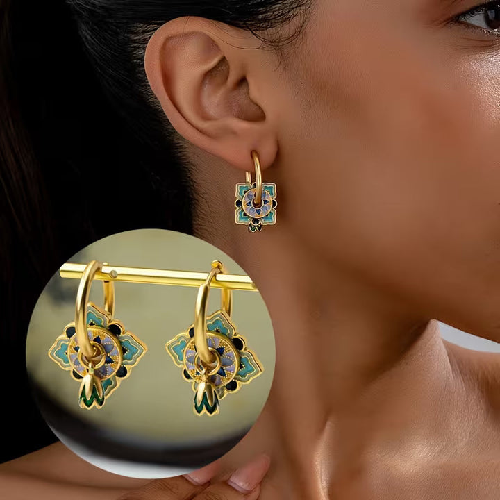 Chic Vintage-Inspired Lacquered Earrings