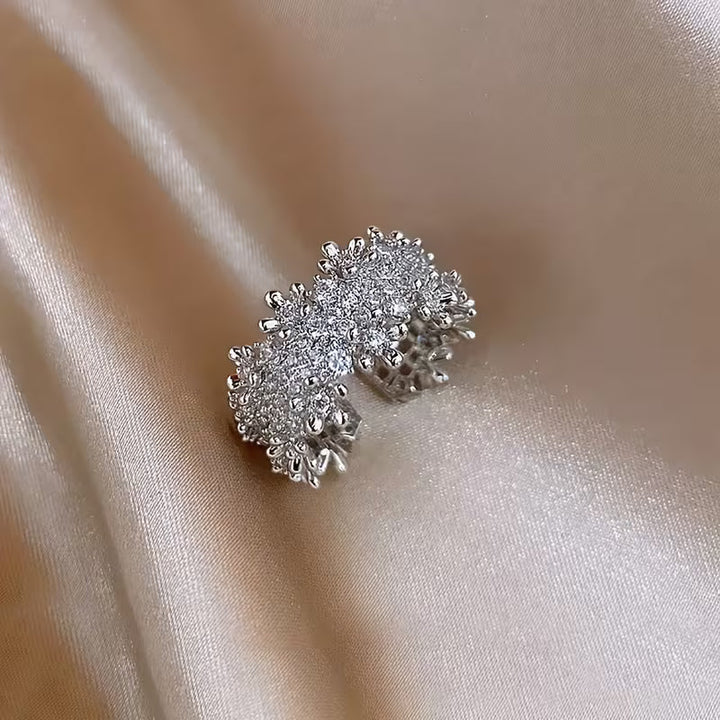Elegant Irregular Geometric Ring