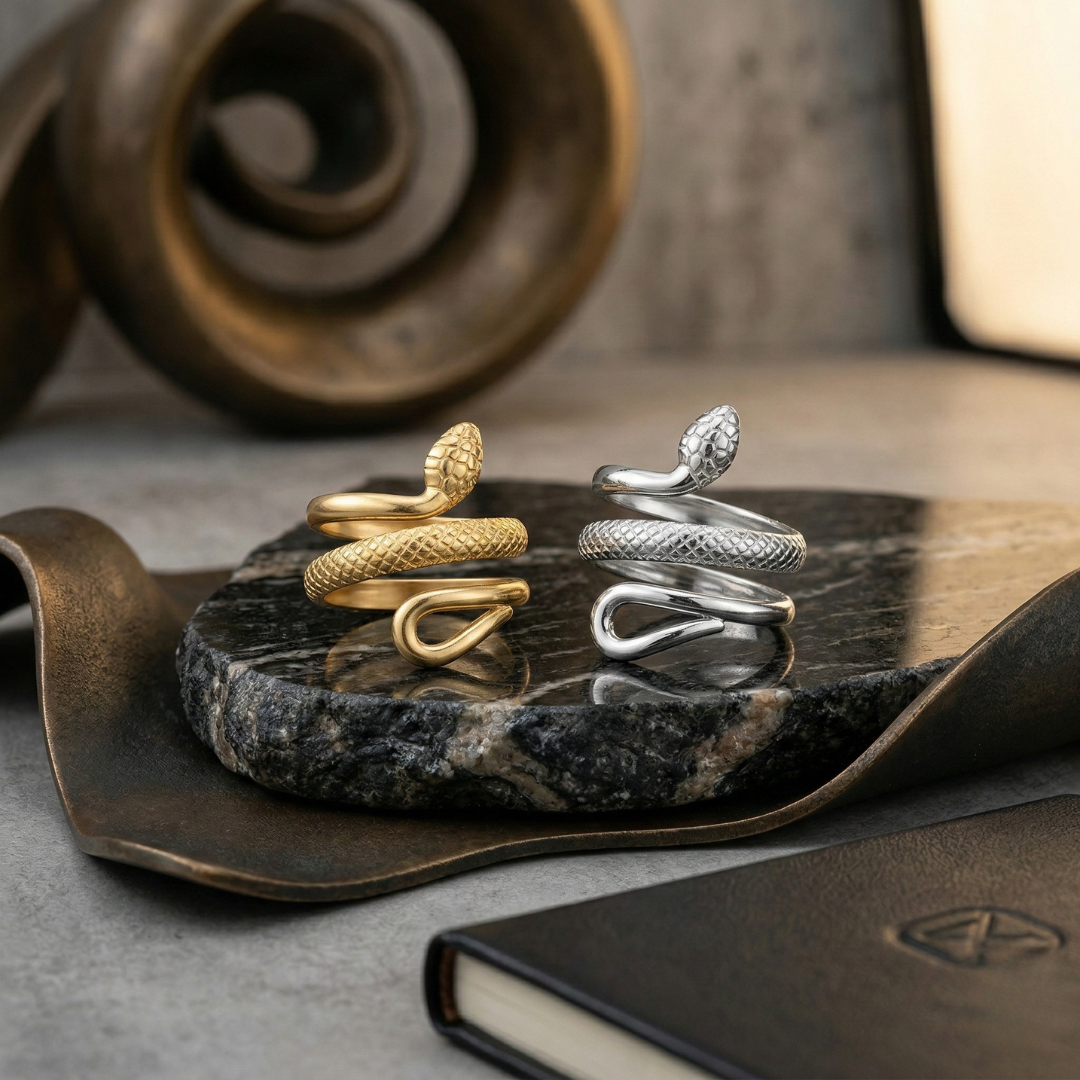 Adjustable Detailed Snake Ring