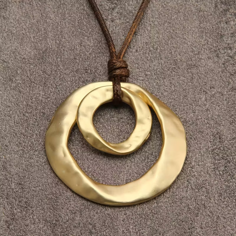 Geometric Circle Pendant Necklace