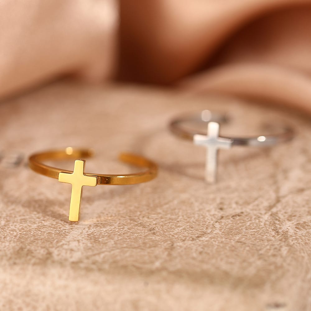 Adjustable Upper Ring with Cross Design