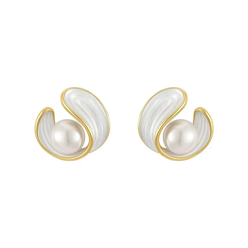 Gold Luxury Earrings with White Opal and Pearls