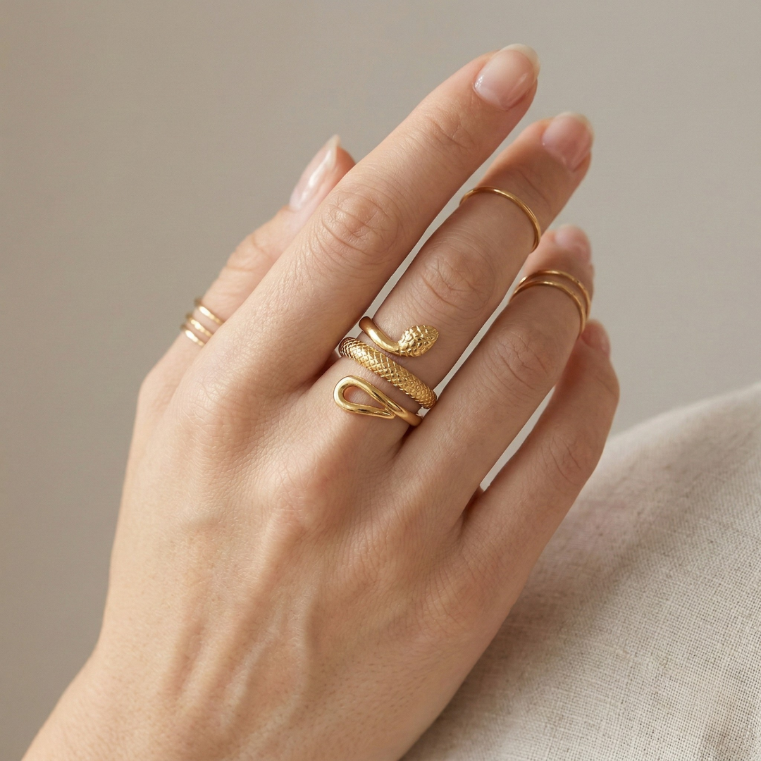 Adjustable Detailed Snake Ring