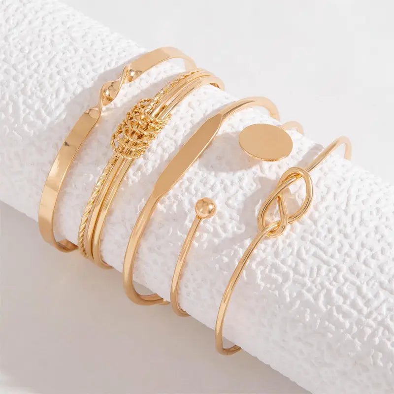 Gold Elegant Knot Bracelet Set
