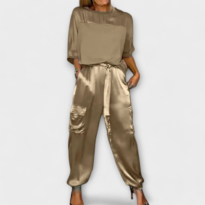 Two-Piece Set