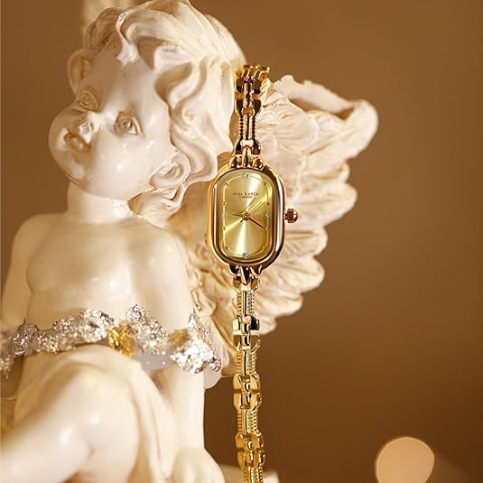 Celisse Gold Watch