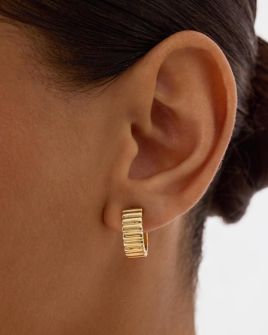 Gold Classic Relief Earrings