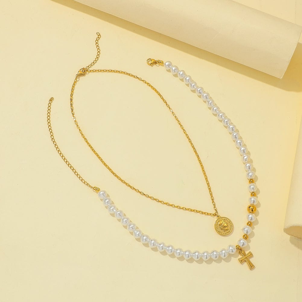 Pearl-Embellished Cap Collar