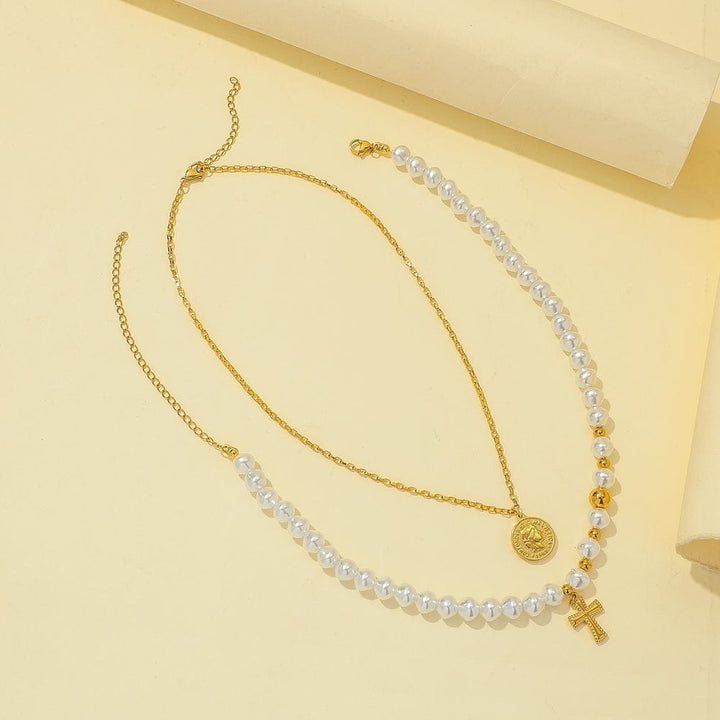 Pearl-Embellished Cap Collar