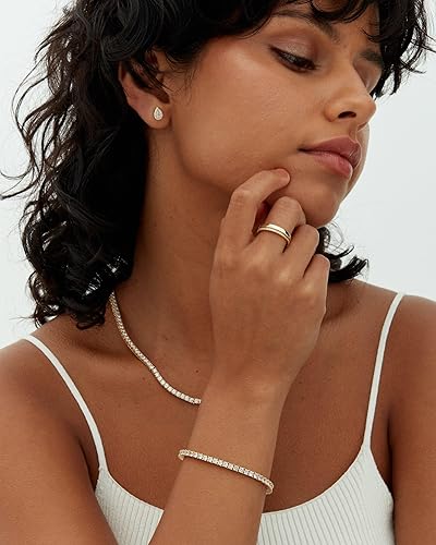 Gold Elegant Aurora Bracelet