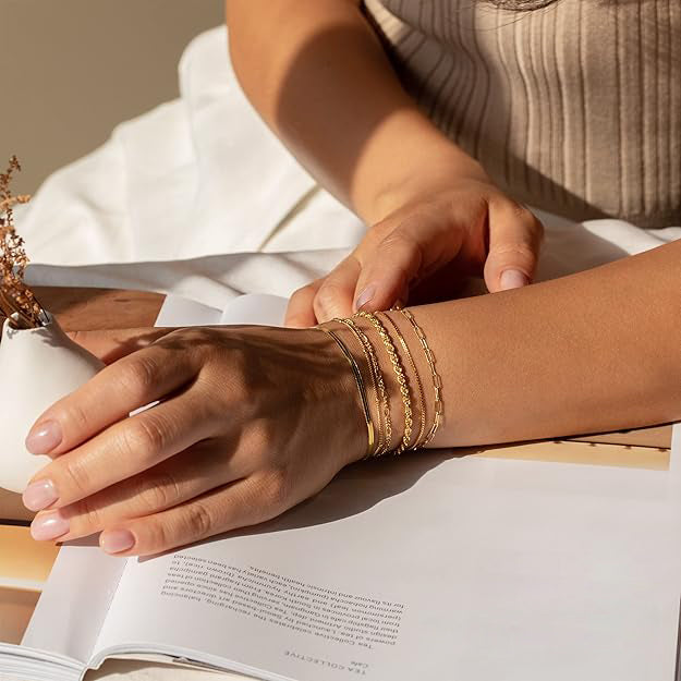 Isabella Gold Bracelet Set