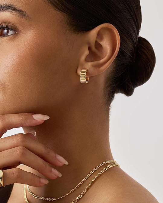 Gold Classic Relief Earrings