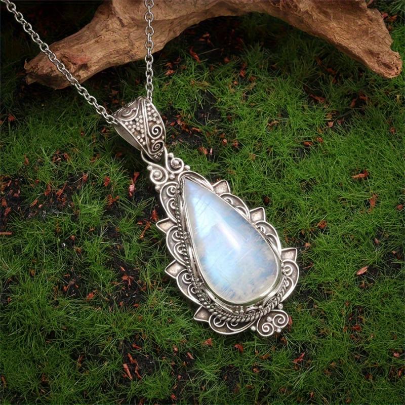 Vintage Moonstone Pendant Necklace" can be rewritten as "Charming Vintage Moonstone Pendant Necklace.