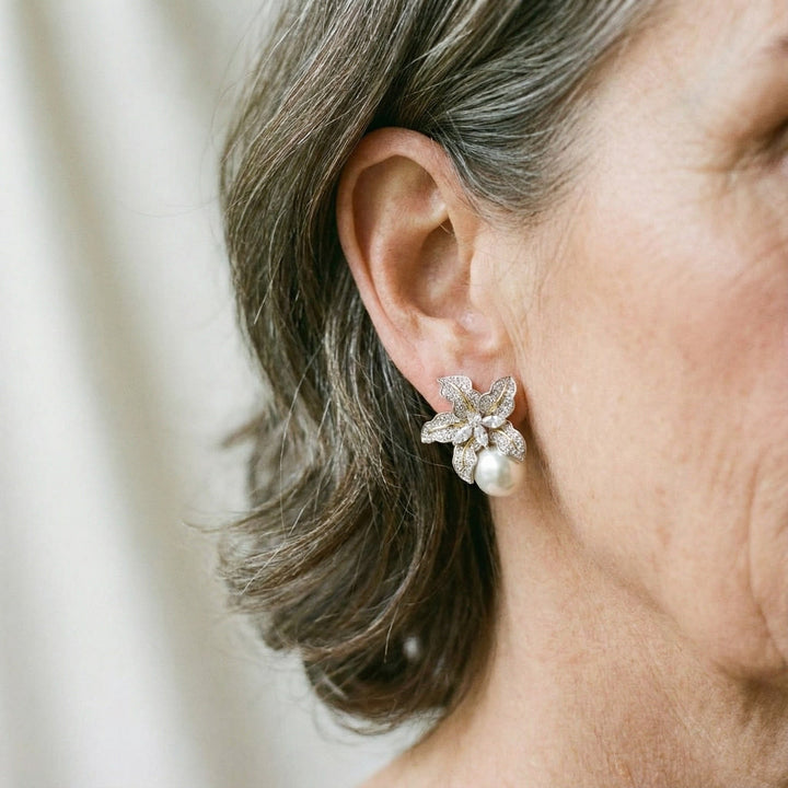 Chic Pearl and Flower Earrings