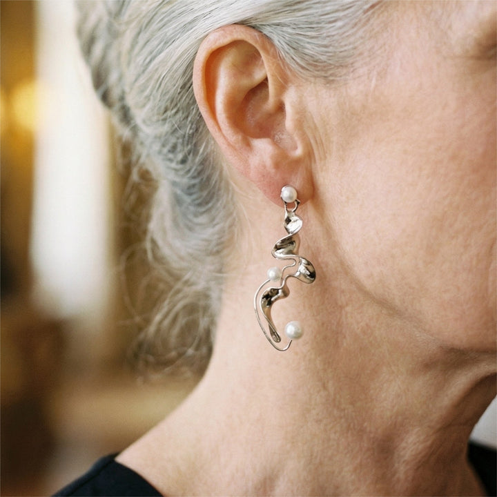 Vintage-Inspired Silver Pearl Earrings