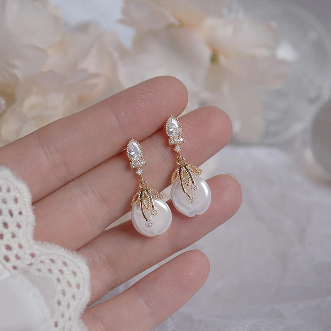 Elegant Golden Pearl Earrings