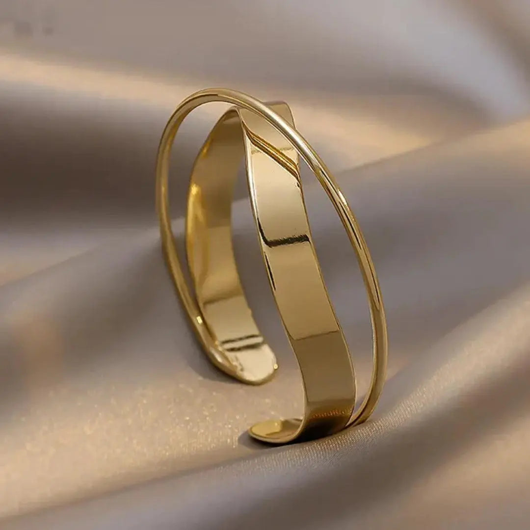 Timeless Gold Bracelet