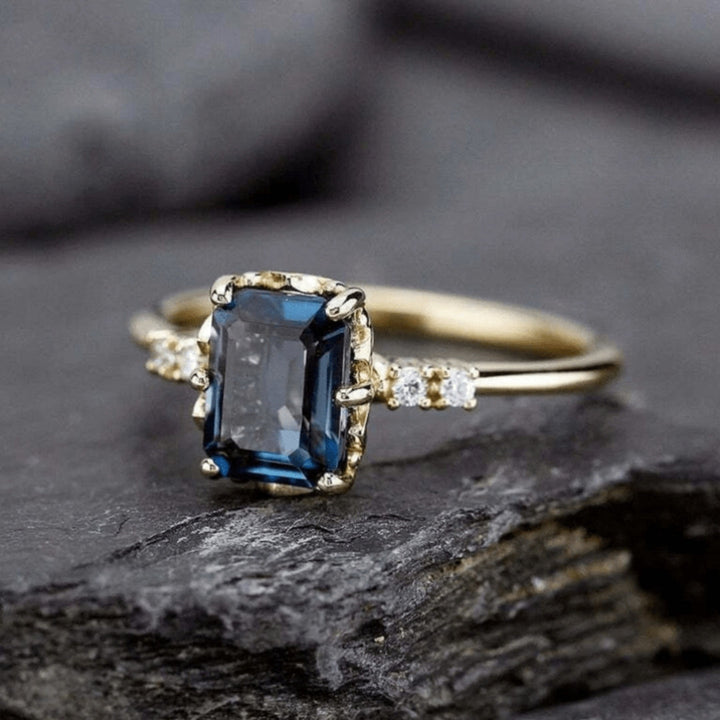 Sapphire Sparkle Vintage Ring
