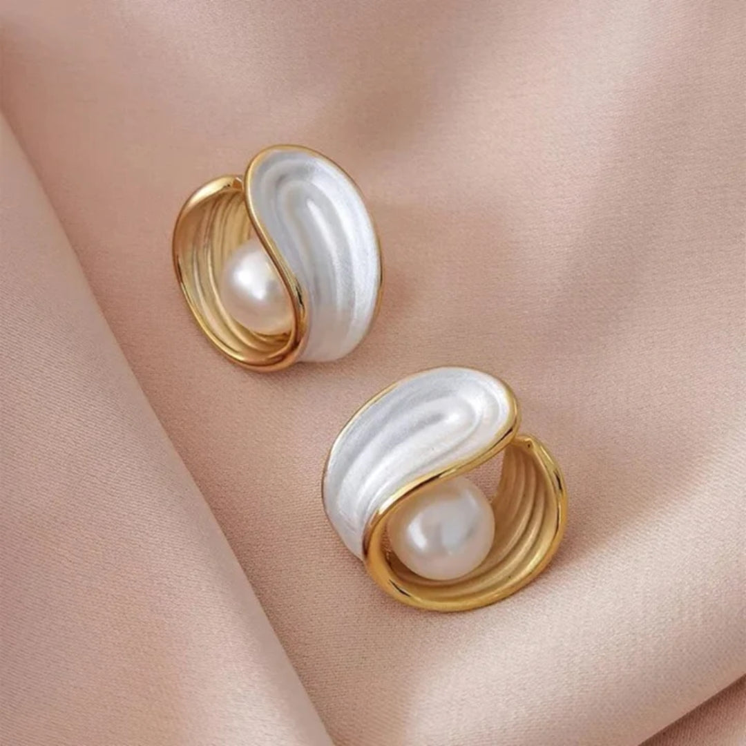 Gold Luxury Earrings with White Opal and Pearls