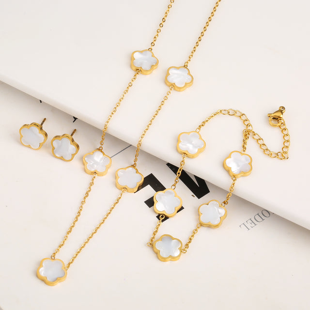 Tree-Shaped Jewelry Set