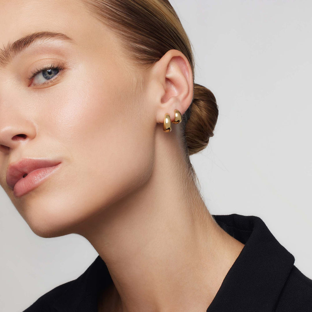 Gold Elegant Hoop Earrings