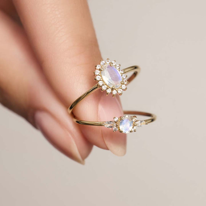 Musa Gold Moonstone Ring
