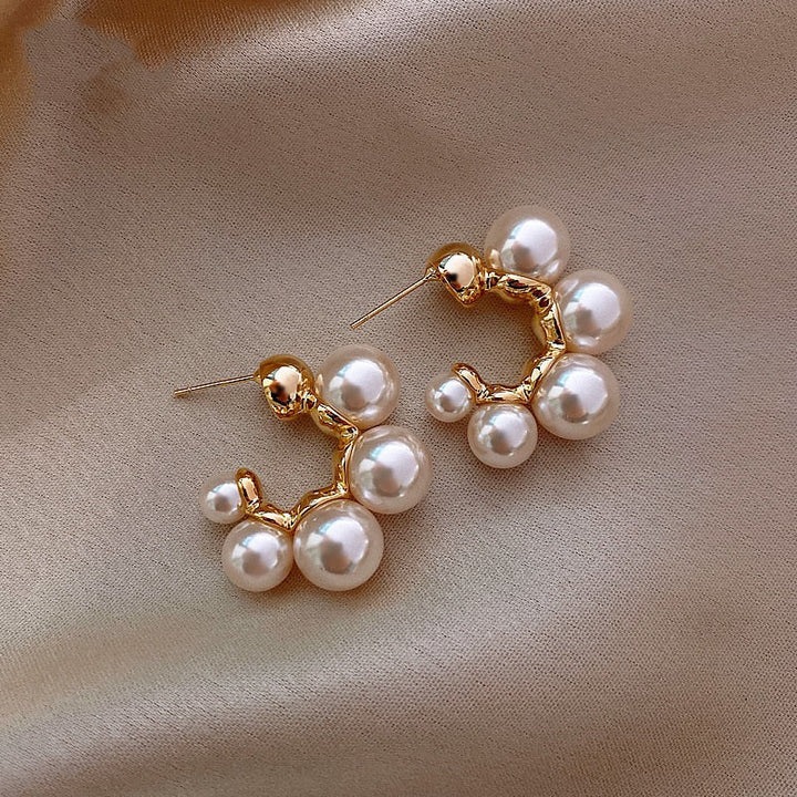 Chic Pearl Earrings