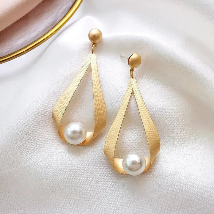 Crystal and Pearl Drop Earrings