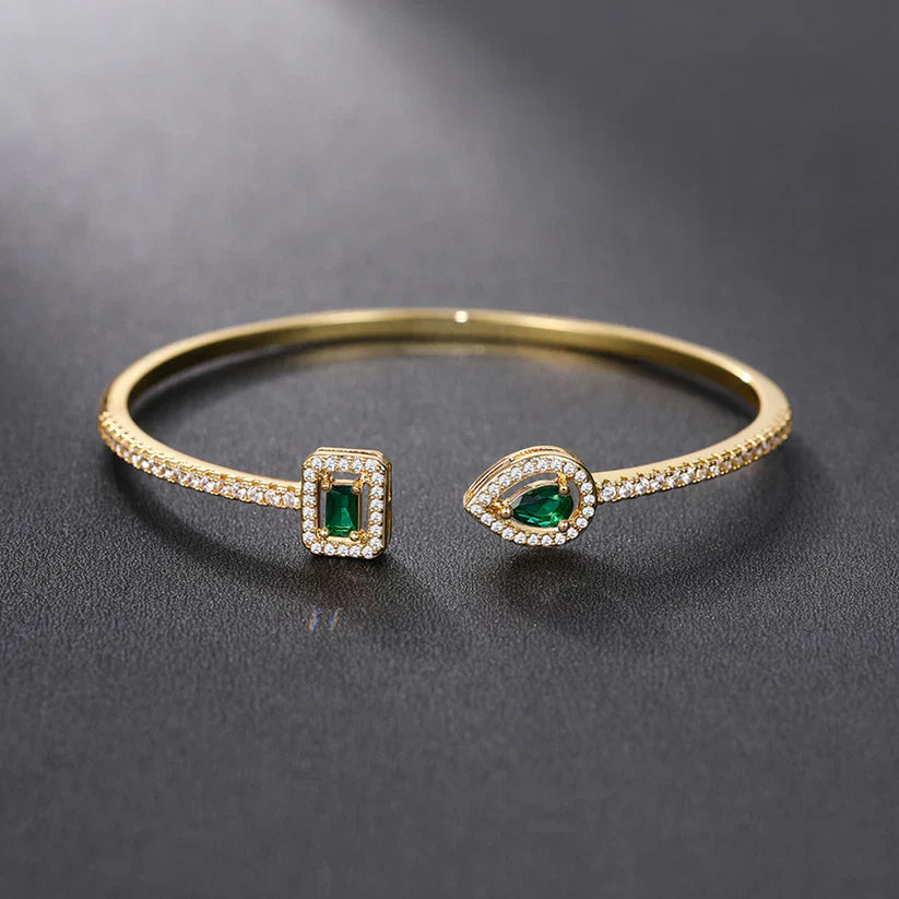 Stunning Emerald Bracelet