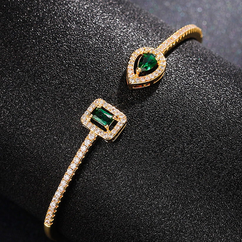 Stunning Emerald Bracelet