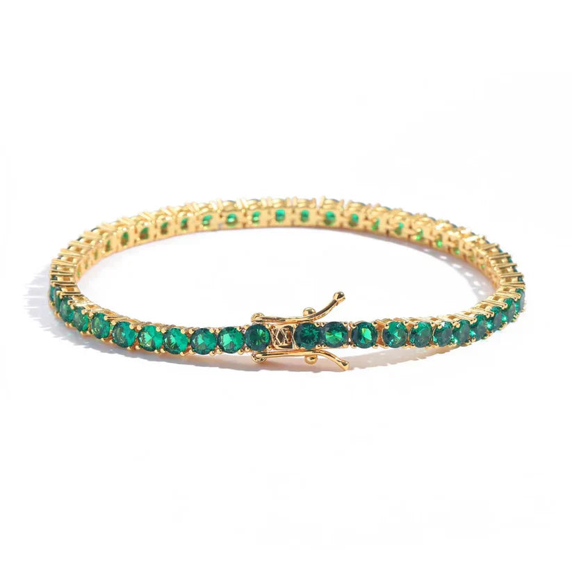 Aliona Emerald Bracelet" can be rewritten as "Aliona Emerald Charm Bracelet.