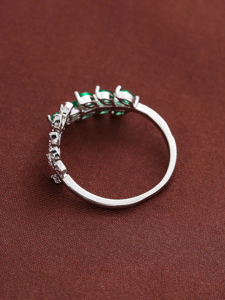 Vintage Green Leaf Ring