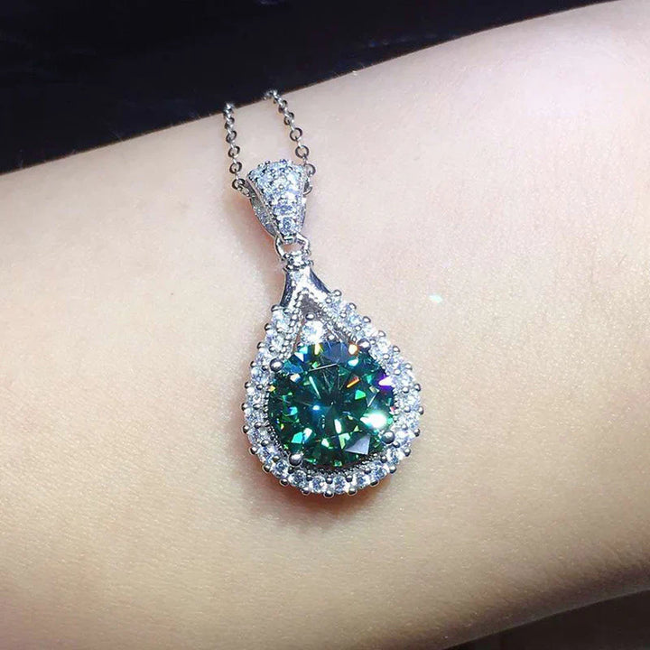 Stunning Emerald Necklace