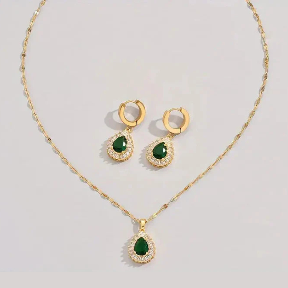 Emerald Majesty Jewelry Set