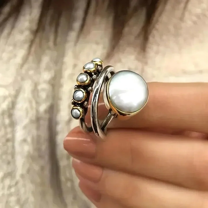 Classic Pearl Vintage Ring