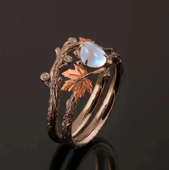 Vintage Gold Maple Leaf Ring
