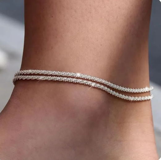 Beach-Ready Chain Ankle Bracelet