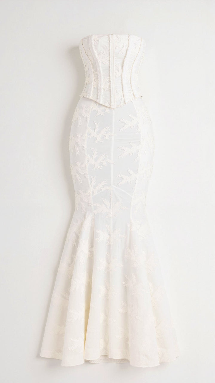 Beatrice Elegant Lace Maxi Dress