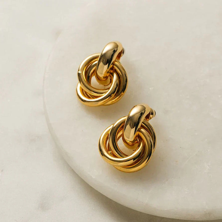 Gold Intertwined Earrings