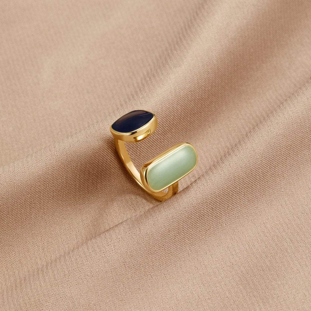 Aquamarine Wrap Ring" can be rewritten as "Elegant Aquamarine Wrap Ring.