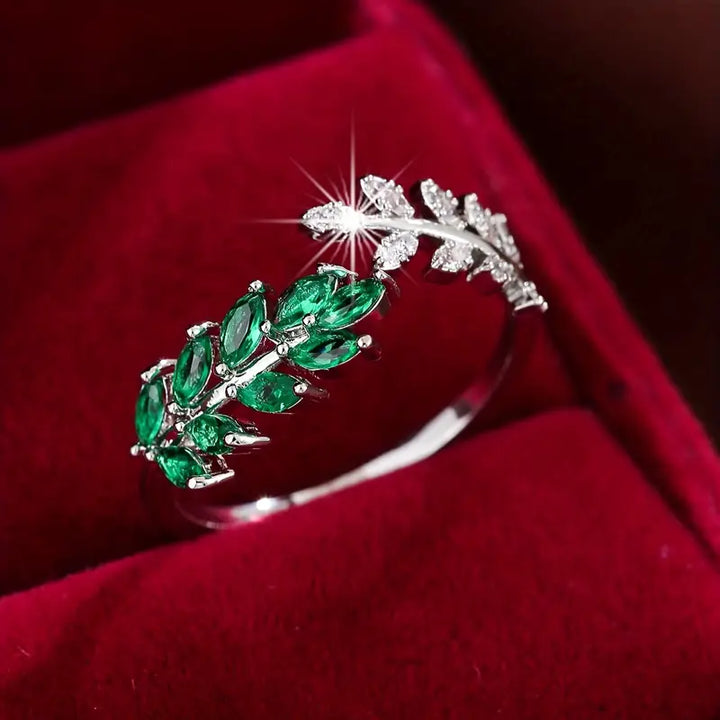 Vivara White Gold Ring" can be rewritten as "Vivara White Gold Band.
