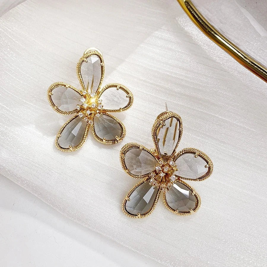 Fortune Flower Earrings with Sparkling Zirconia
