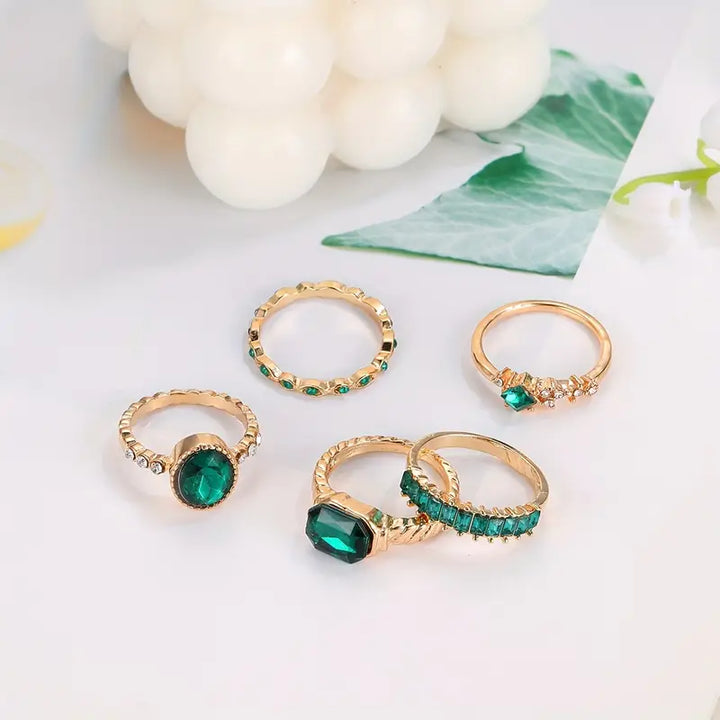 Imperial Emerald Ring Set" can be rewritten as "Regal Emerald Ring Set.