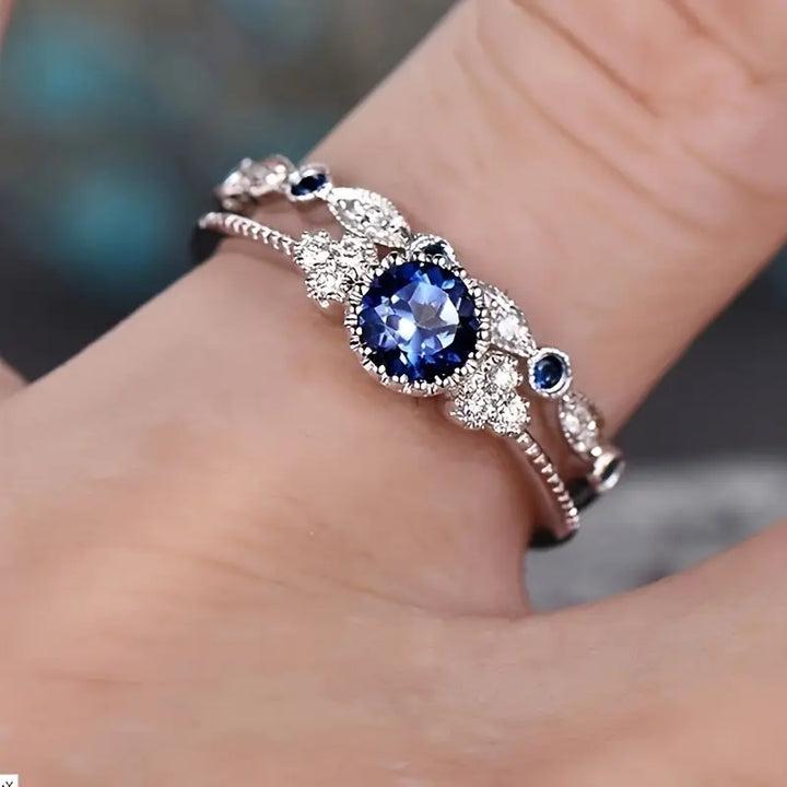 Queen's Gold Ring Set