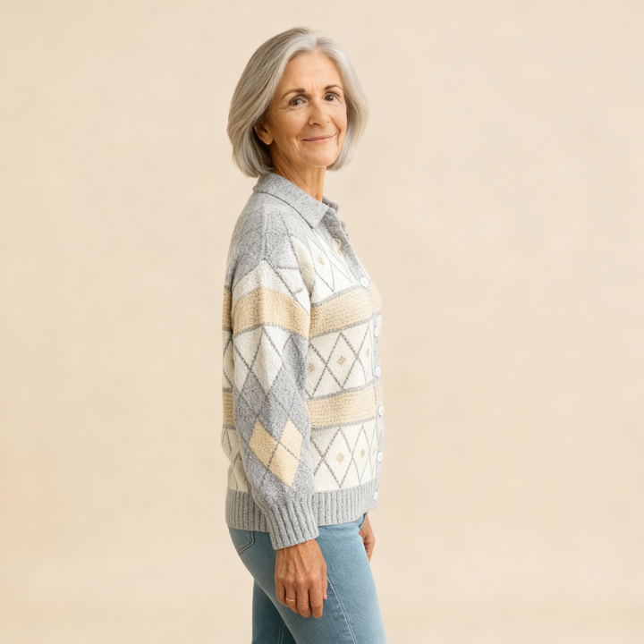 Mona | Elegant Knit Blouse with Diamond Pattern