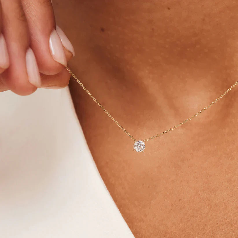 Cléa Gold Moissanite Stone Collar