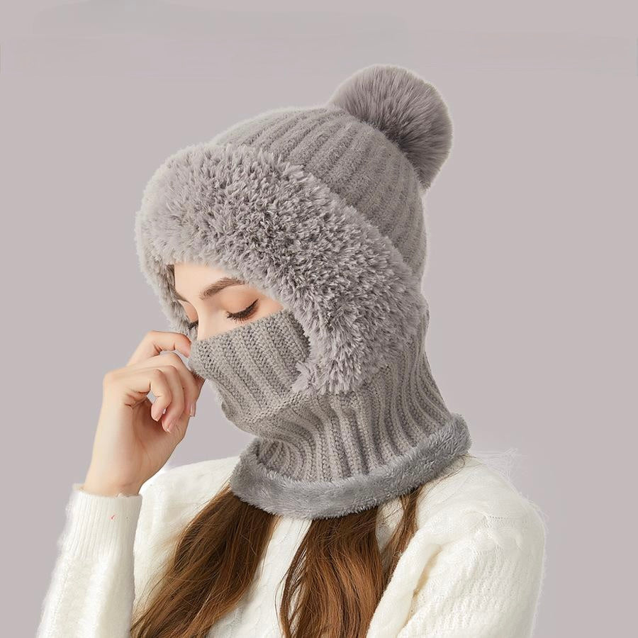Amélie | Cozy Fluffy Hat with Pom-Pom
